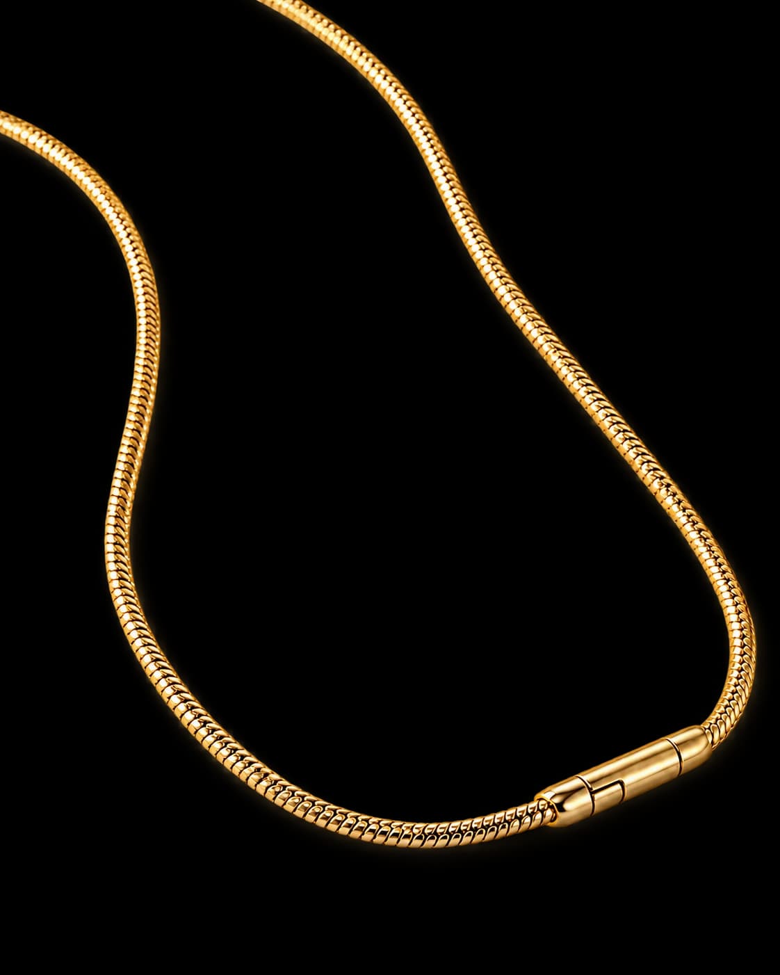 Liquid Serpentine Chain, 18k Solid Gold — close-up detail