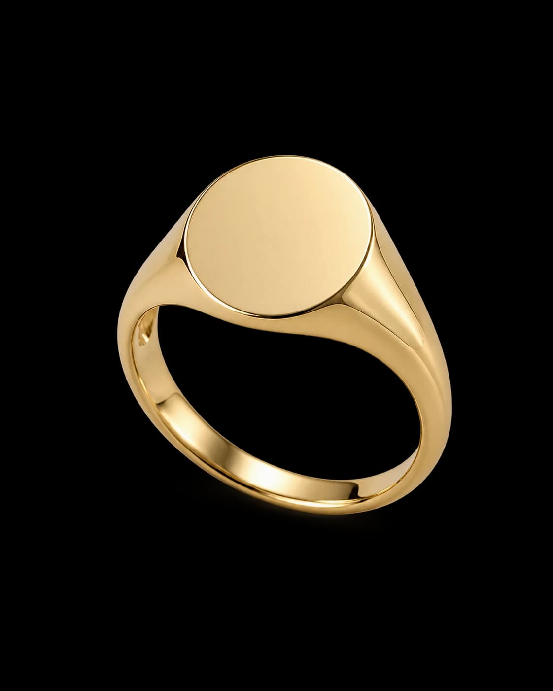 Petite Signet, 14k Solid Gold — studio view